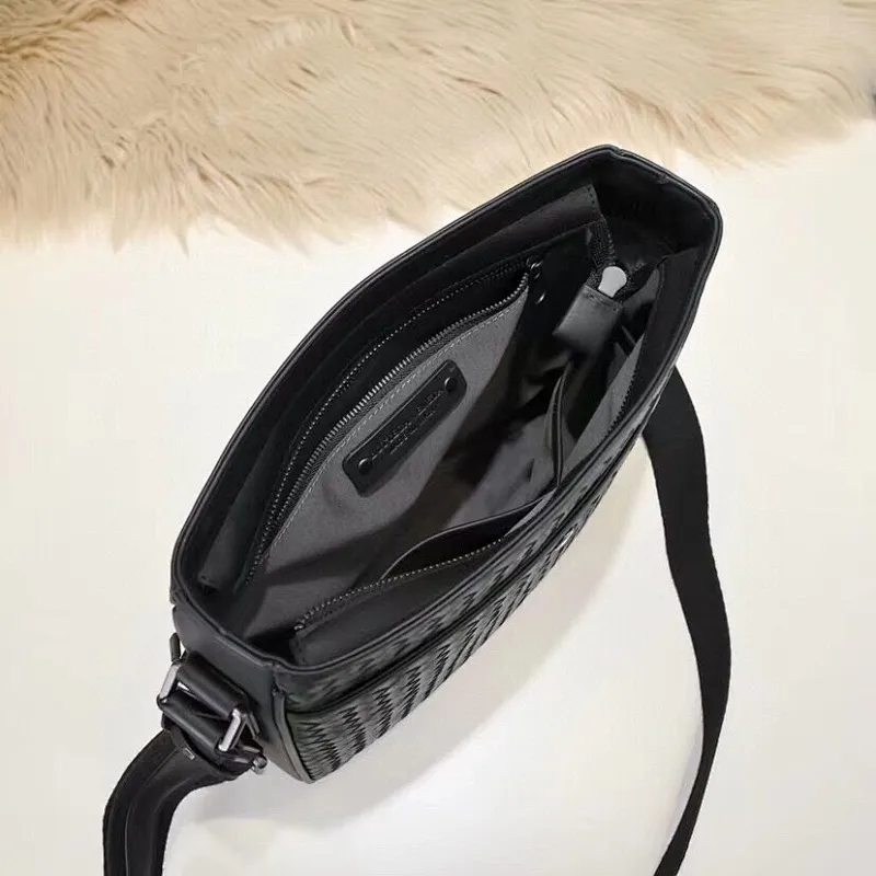 All categories 💚 Top version men’s bags 💚 BV 2024 new BV crossbody bag